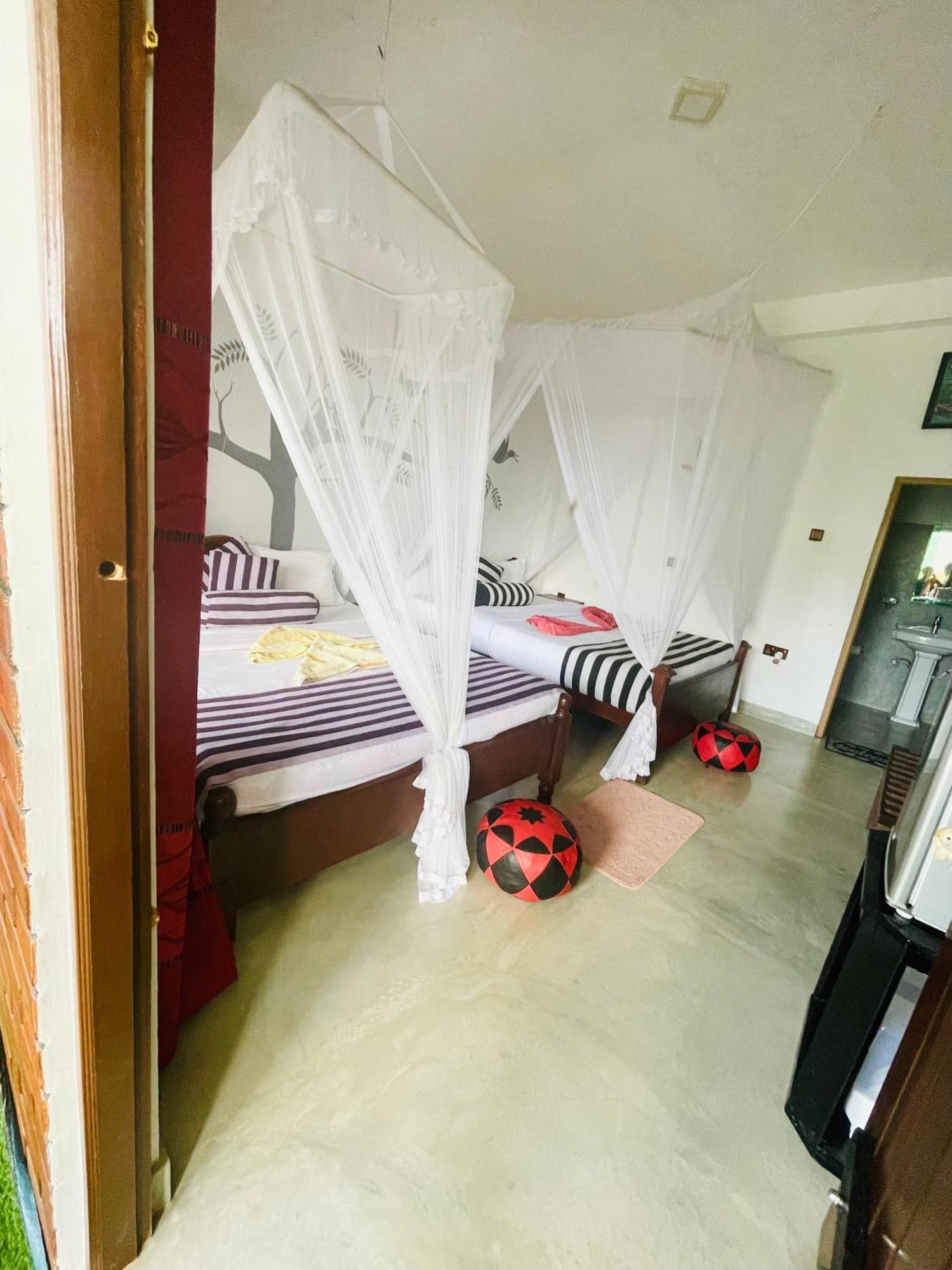 Snuggle Cottage Ела Екстериор снимка