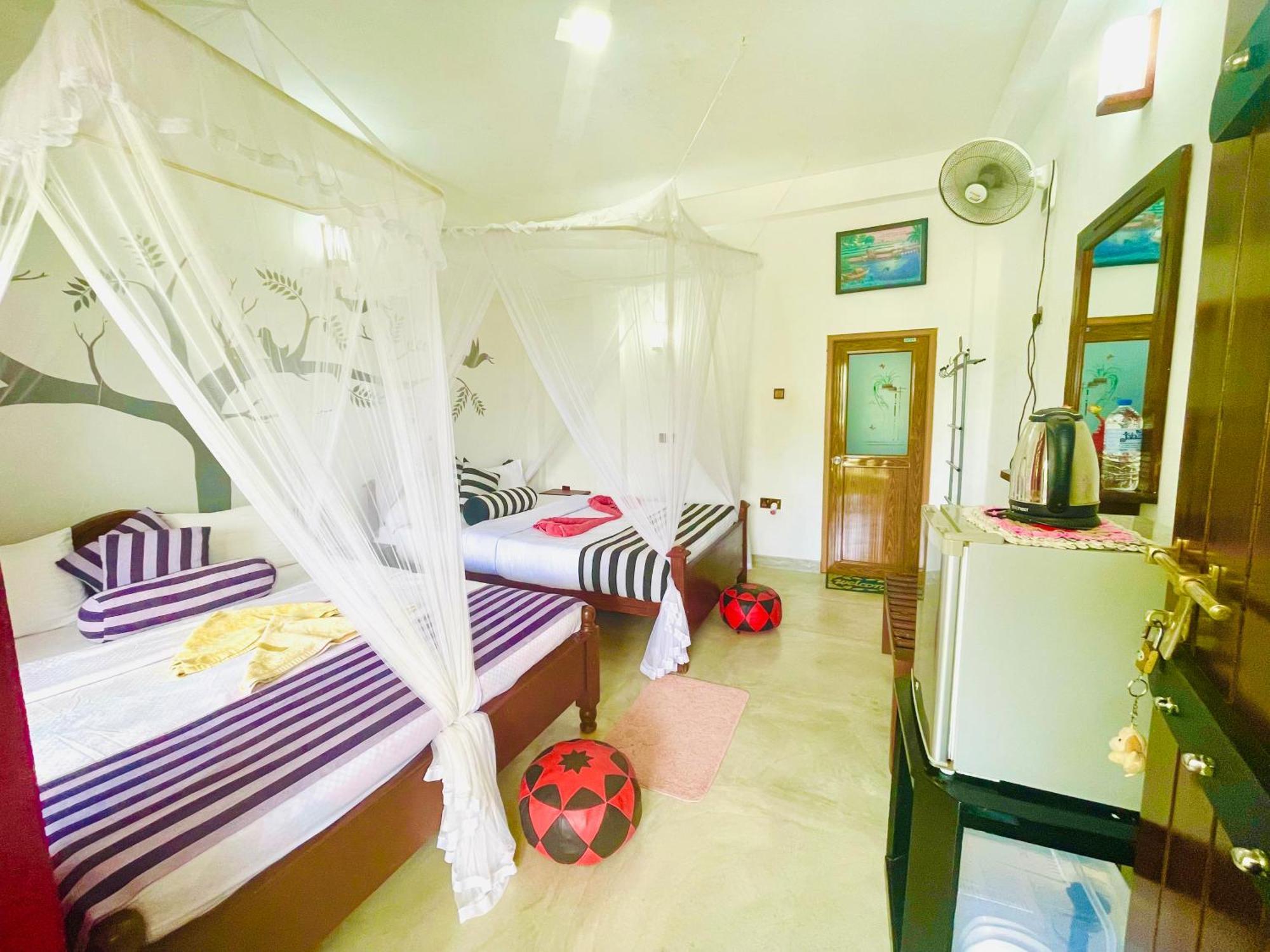 Snuggle Cottage Ела Екстериор снимка